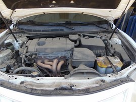 2011 TOYOTA CAMRY WHITE 2.5 AT Z20040